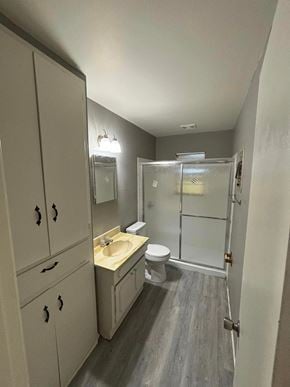 Abilene house for rent - a bathroom with a sink toilet and a shower
