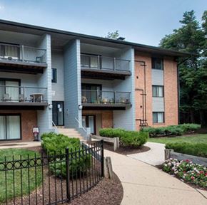 Capitol Heights apartment for rent - Central Gardens II