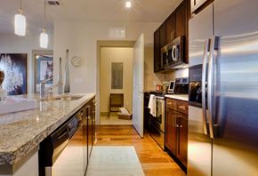 Dallas apartment for rent - model unit kitchen