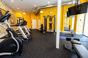 Chicago apartment for rent - OA Lux 1650 Adams Gym