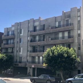 Hollywood apartment for rent - an apartment building on the corner of a city street