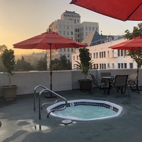 Hollywood apartment for rent - Rooftop Jacuzzi In Hollywood