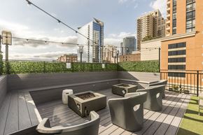 Chicago apartment for rent - Park Michigan Roof Deck at Park Michigan Apartments, Chicago, IL, 60605