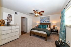 Savannah apartment for rent - large bedrooms at Lory of Savannah, Savannah