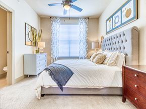 The Woodlands apartment for rent - bedroom