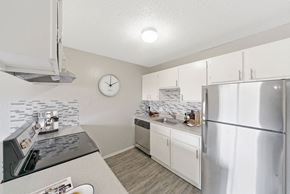 Lawton apartment for rent - Kitchen