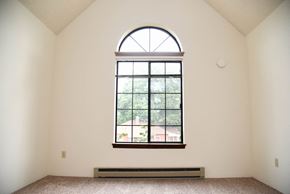 Spokane apartment for rent - Expansive Windows For Natural Light at Parc Grand Apartments, Spokane, WA, 99203