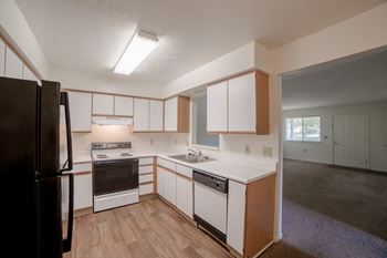 Bradford run apartments, kokomo, indiana