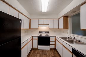 Kokomo apartment for rent - Kitchen at Bradford Run in Kokomo, IN