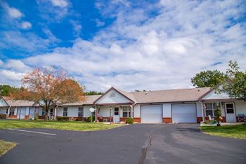 Shady oak senior living apartments, terre haute, in