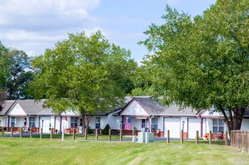 Shady oak senior living apartments, terre haute, in