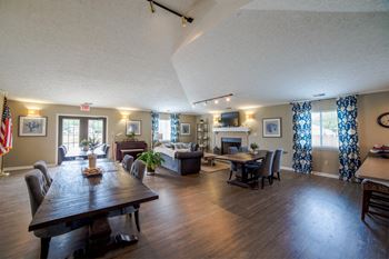 Shady oak senior living apartments, terre haute, in