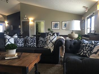 Shady oak senior living apartments, terre haute, in