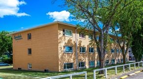 Brandon apartment for rent - the building in which the hotel is located