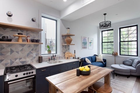 Floor plan for 1 bed, 1 bath, 383 sqft