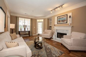 Fireplace lounge