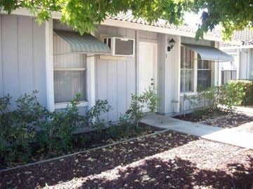 Modesto apartment for rent - 1120 Oakdale Road