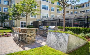 Enjoy the grilling area at parkside commons apartments chelsea, ma