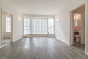 Los Angeles apartment for rent - Living room with large windows