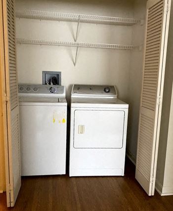 Full size electric dryer