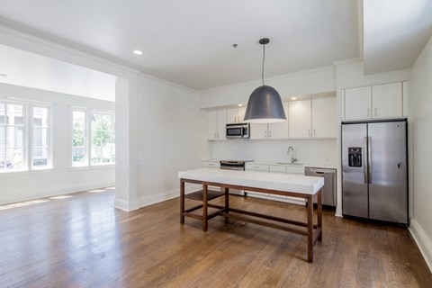 Floor plan for 2 beds, 2 baths, 1324 sqft