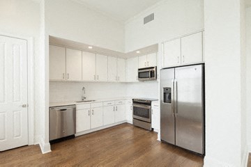 Floor plan for 1 bed, 1 bath, 752 sqft