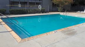 San Antonio apartment for rent - the swimming pool at the apartments for rent