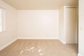San Jose apartment for rent - Apartments Downtown San Jose - Spacious Bedroom With Window for Natural Light and Cozy Carpet