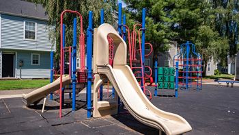 Lancaster commons | playground