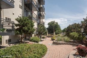 Denver apartment for rent - Large balconies at 4805 E Kentucky in Denver, CO