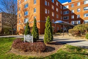 Shaker Heights apartment for rent - the building in which the hotel is located