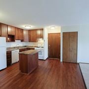 Minneapolis multi-family for rent - Fully Furnished Kitchen at Greenway Apartments, Minneapolis, Minnesota