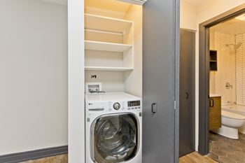 In-unit washer/dryer
