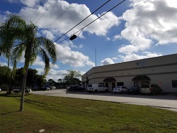 Stuart apartment for rent - Waaler Plaza LLC