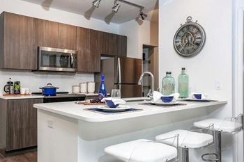 Gourmet kitchen with island