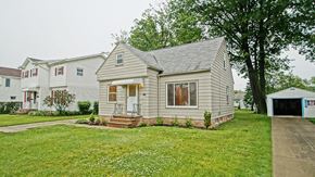 Mayfield Heights apartment for rent - 1249 Washington Front