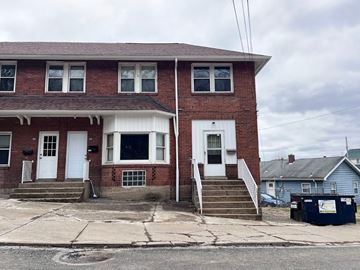 Clairton house for rent - 184 Pennsylvania Avenue