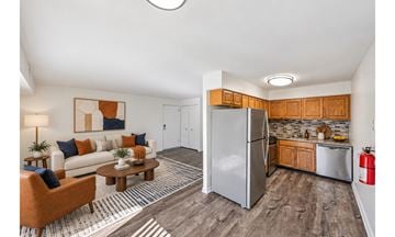 Levittown apartment for rent - Chesterfield Apartment Homes