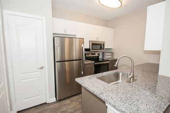 Kitchen bar with granite counter top