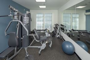 Saddle Brook apartment for rent - Cardio Machines at 140 Mayhill, Saddle Brook, NJ, 07663