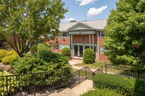 Passaic apartment for rent - from the courtyard view