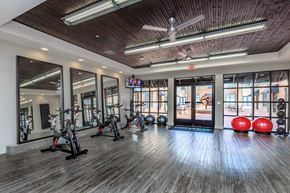 Plano apartment for rent - Bel Air Downtown fitness center