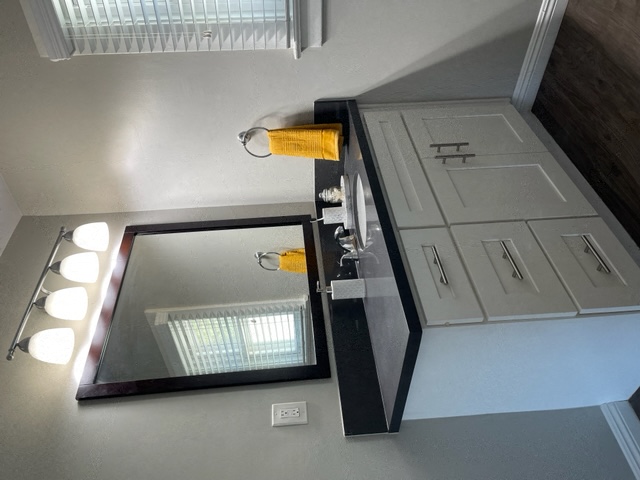 Floor plan for 1 bed, 1 bath, 625 sqft