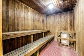 Toronto apartment for rent - Sauna