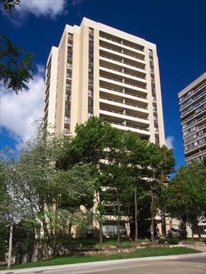 Toronto apartment for rent - 250 Heath St West, In the heart of Forest Hill
