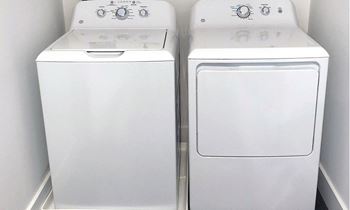 Washer/dryer (full size)