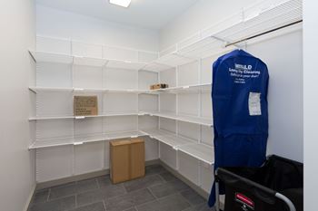 24- Hour package room