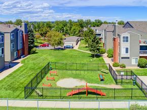 Lakewood apartment for rent - The Hamptons Apartments Dog Park