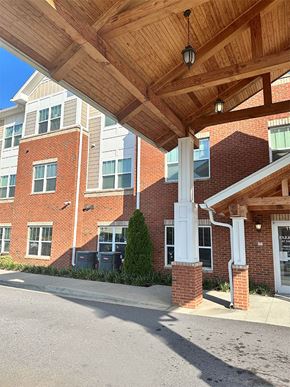 Spartanburg apartment for rent - Office Entrance