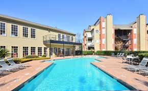 Houston apartment for rent - the swimming pool at our apartments